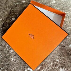 HERMES Luxury Designer Empty Storage Box Gift Box Size 6 x 6 x 1 inch